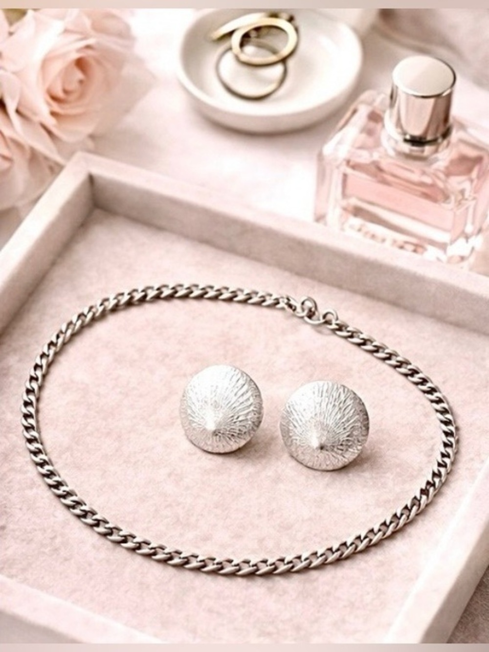 🩶Vintage Silver Tone Chain Necklace ⛓️‍💥 + Textured Clip Earrings Set🩶